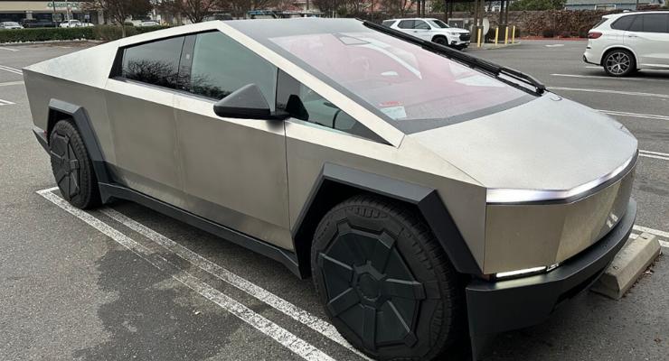 Tesla Cybertruck: електропікап, що розділив світ
