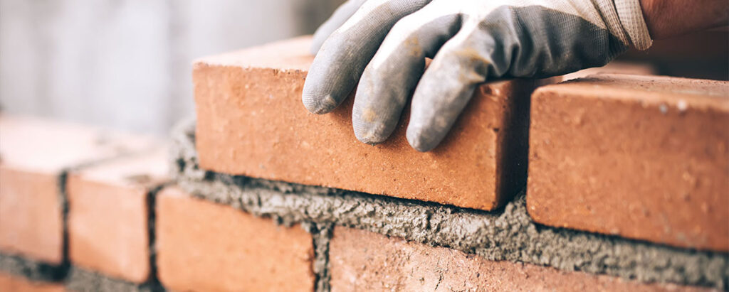 Як розрахувати кількість цегли для кладки: прості формули та поради